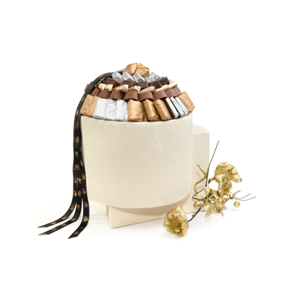 S0026 Coupe ronde en porcelaine écrue - 1,5kg - garnie de chocolat – Image 1